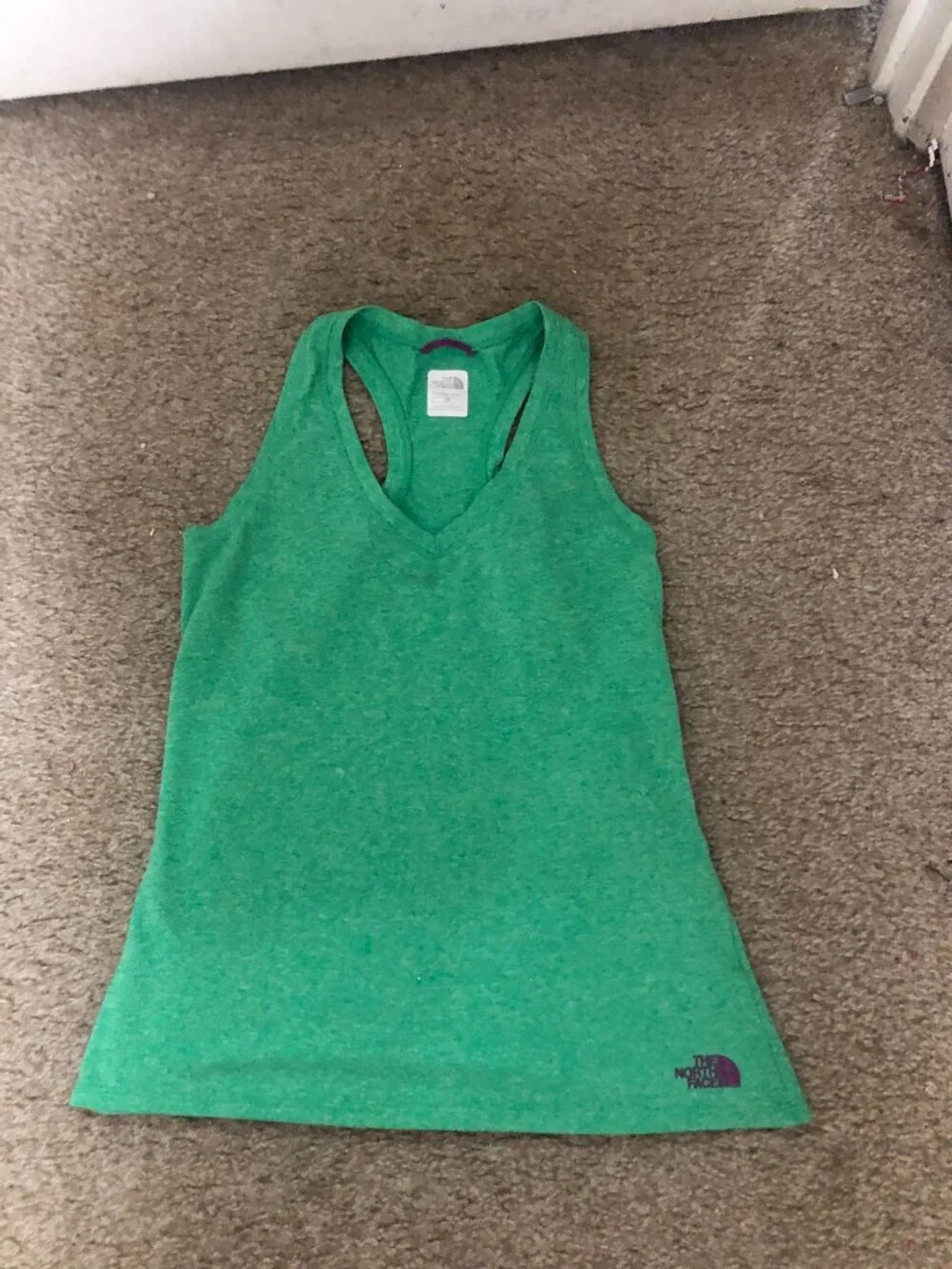 North Face tank top Green Size Small Like New - Picture 2 of 5